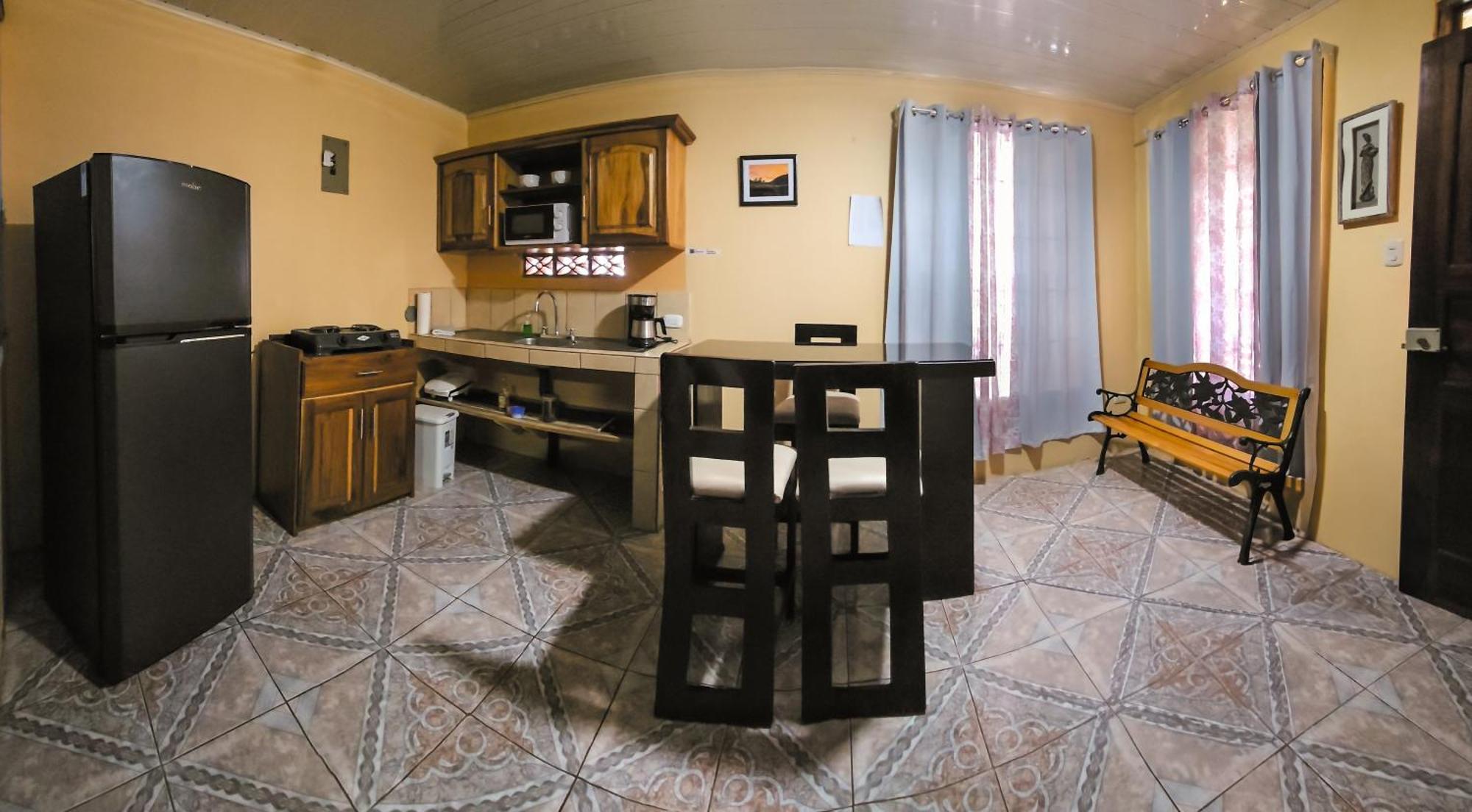 Apartamento Daly #1 Guapiles Bagian luar foto